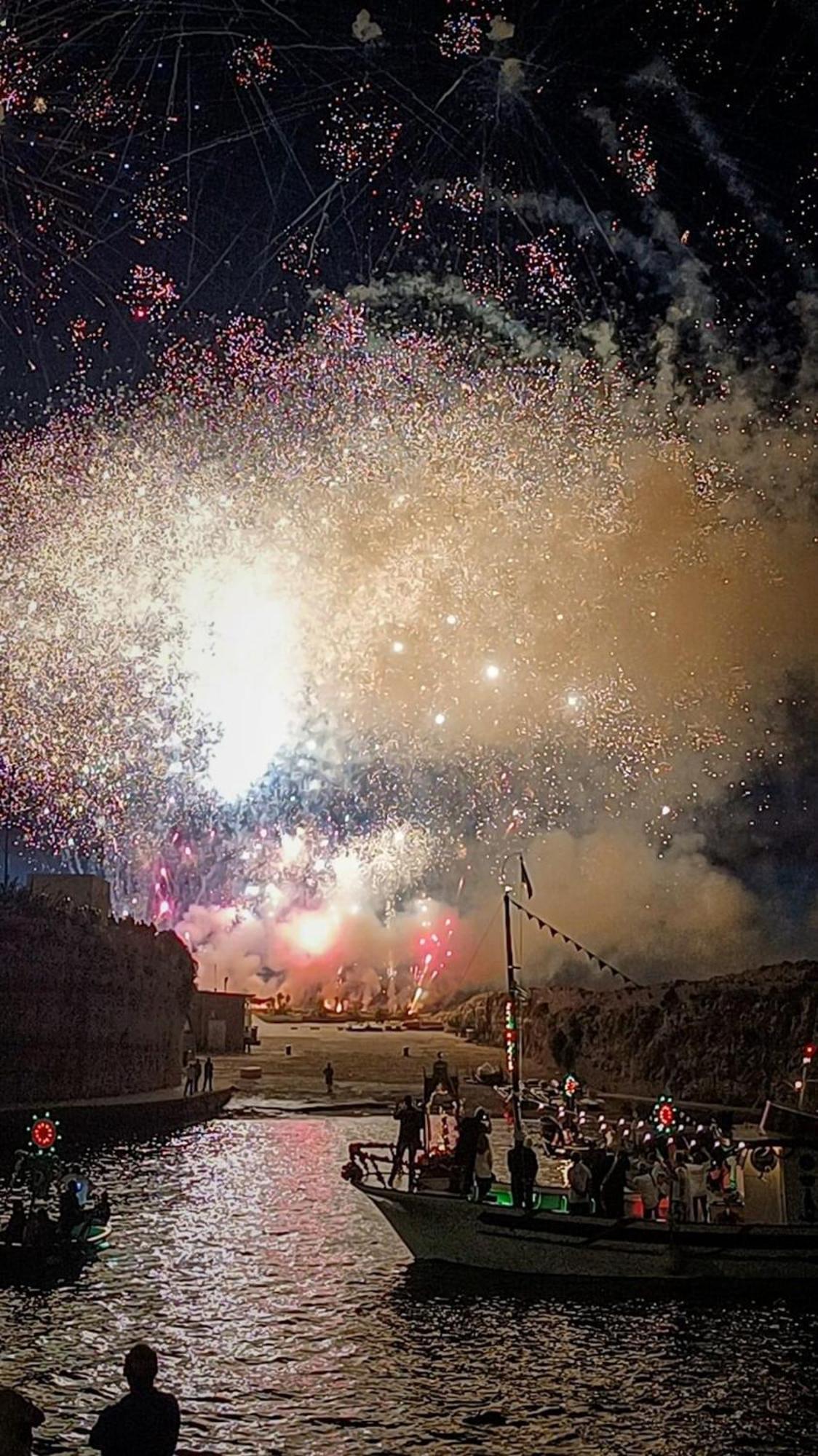 Angolo Manzoni 14 Polignano a Mare Luaran gambar